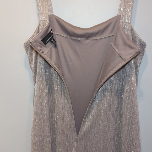Laura Plus Shimmery Metallic Formal Dress Sleeveless Stretchy Champagne Wedding - Picture 8 of 11